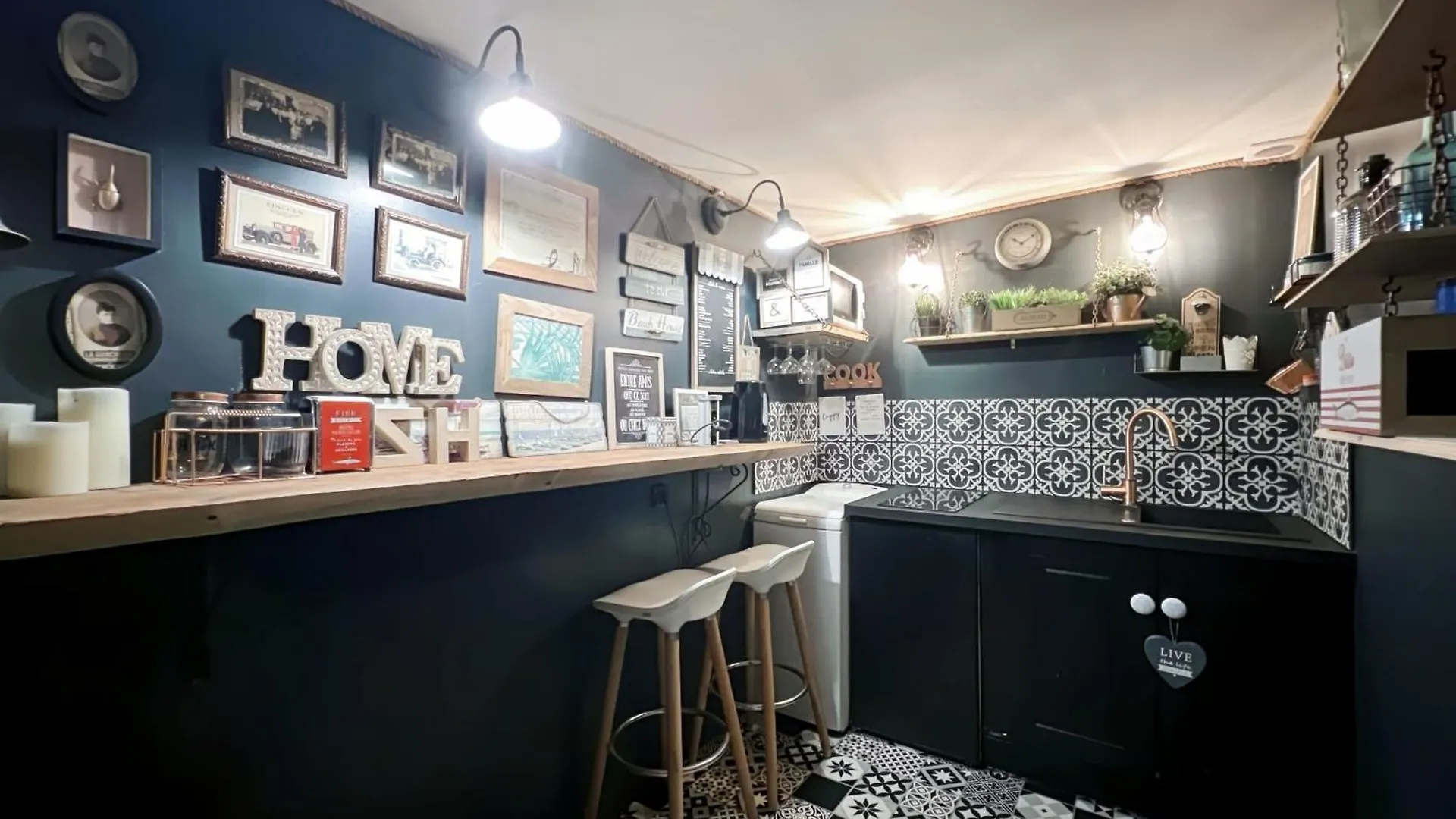 In 15 Ideal For 4 People Apartment